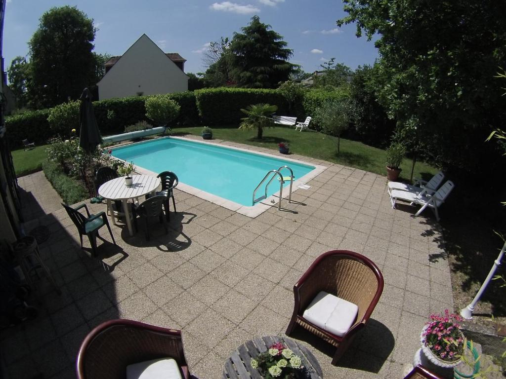 Chambres D'Hotes Les Hibiscus Maisons-Laffitte Exterior foto