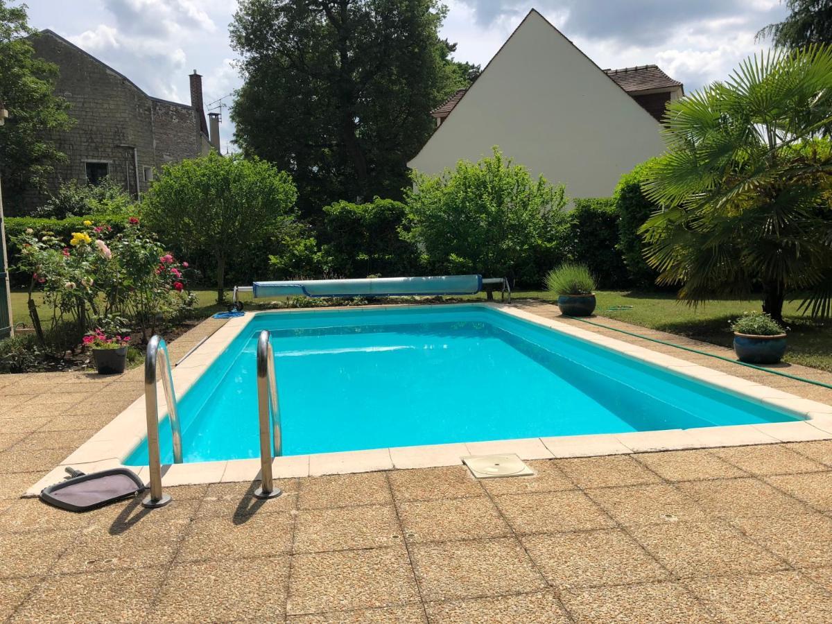 Chambres D'Hotes Les Hibiscus Maisons-Laffitte Exterior foto